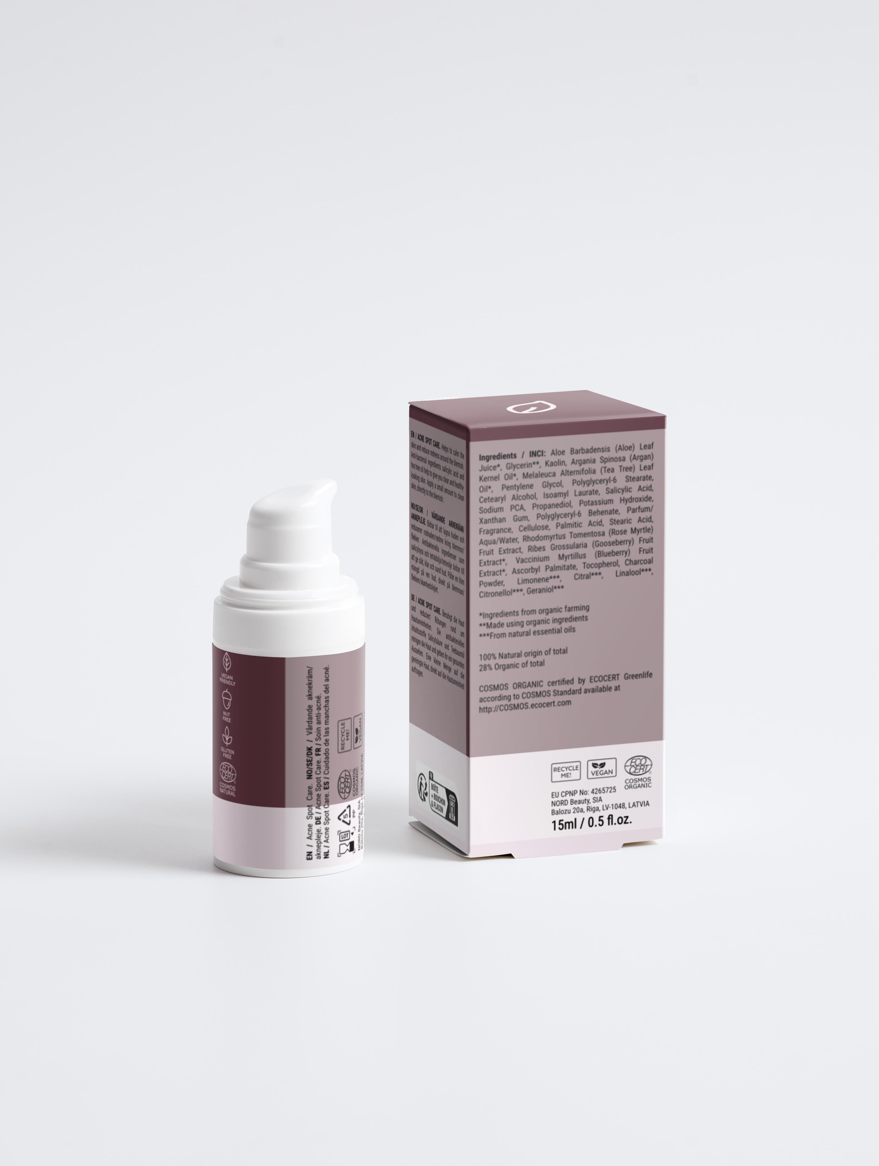 Clean skincare flat lay – Suvera blemish serum with antibacterial action, vegan and cruelty-free.